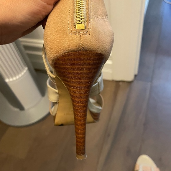 Nine West Leather & Patent Sandal Pumps in Nude - Size 6 - Picture 5 of 11